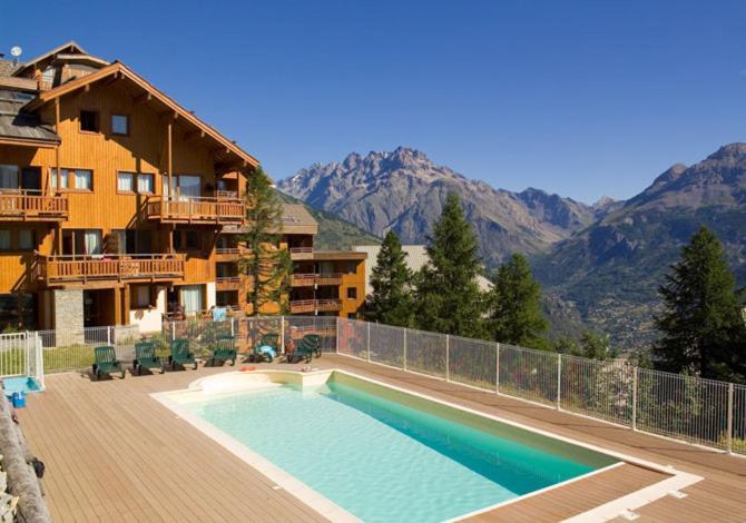 Appartamento Le Hameau Des Ecrins Station 1800 Puy-Saint-Vincent Esterno foto