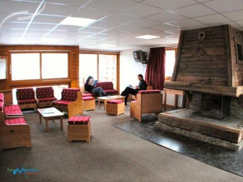 Appartamento Le Hameau Des Ecrins Station 1800 Puy-Saint-Vincent Esterno foto
